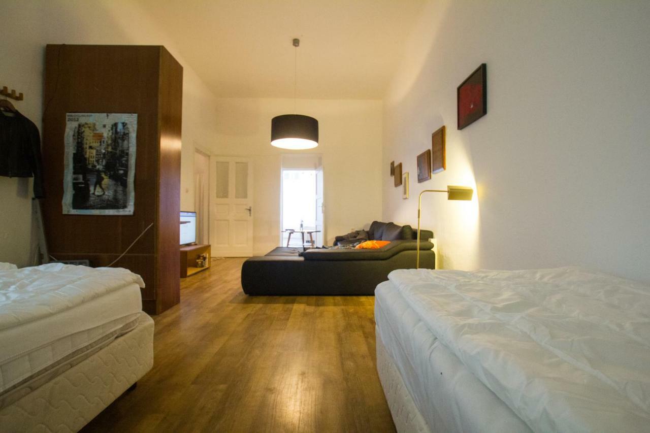 Appartement , 3 In Frankfurter Tor Berlijn